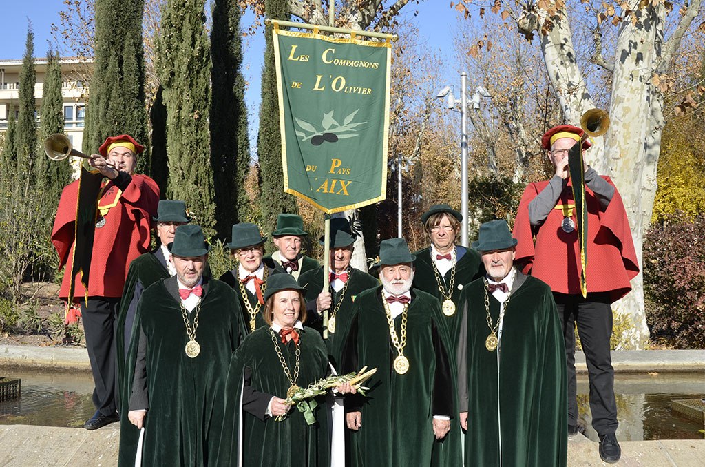 La confrérie des chevaliers de l'olivier du pays d'aix en provence