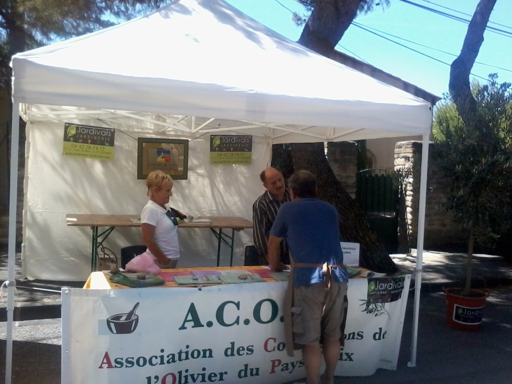 Stand  Lanon de Provence le 20 Juin 2015 pour la fte du terroir