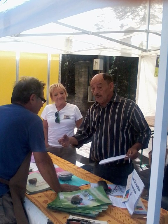 Stand à Lançon de Provence le 20 Juin 2015 pour la fête du terroir