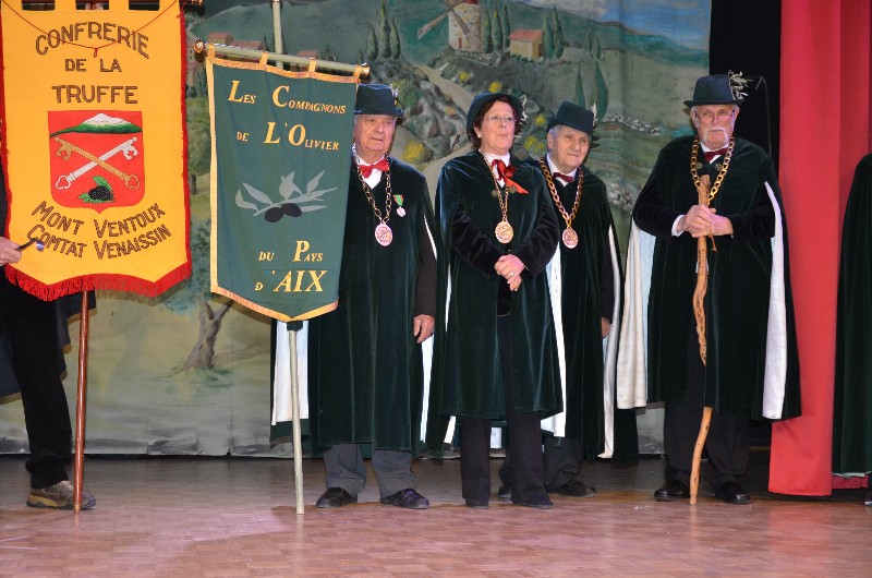La confrérie à Pelissanne à l'occasion de la fête de la truffe.