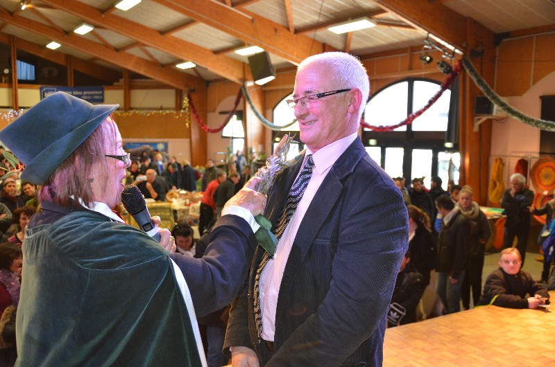 La confrrie  Pelissanne  l'occasion de la fte de la truffe.