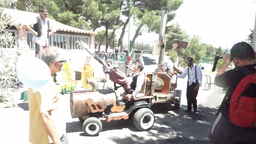 Stand de L'Acopa pour une journe en Famille  la Fare Les Oliviers