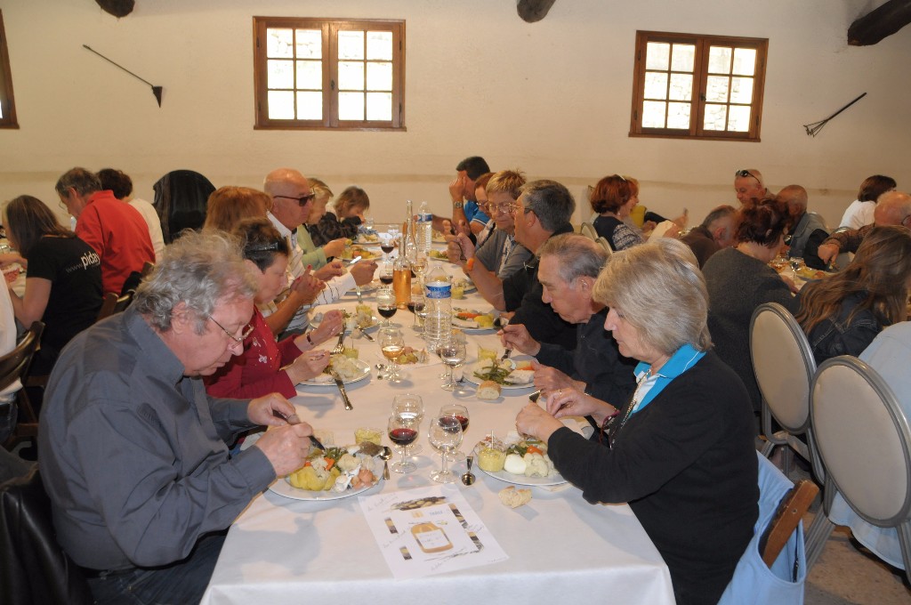 Dmonstration de taille et Aoli Gant au domaine de Lunard